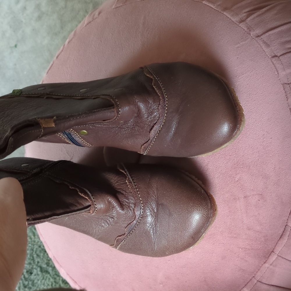 El Naturalista brown booties sz 7Euc